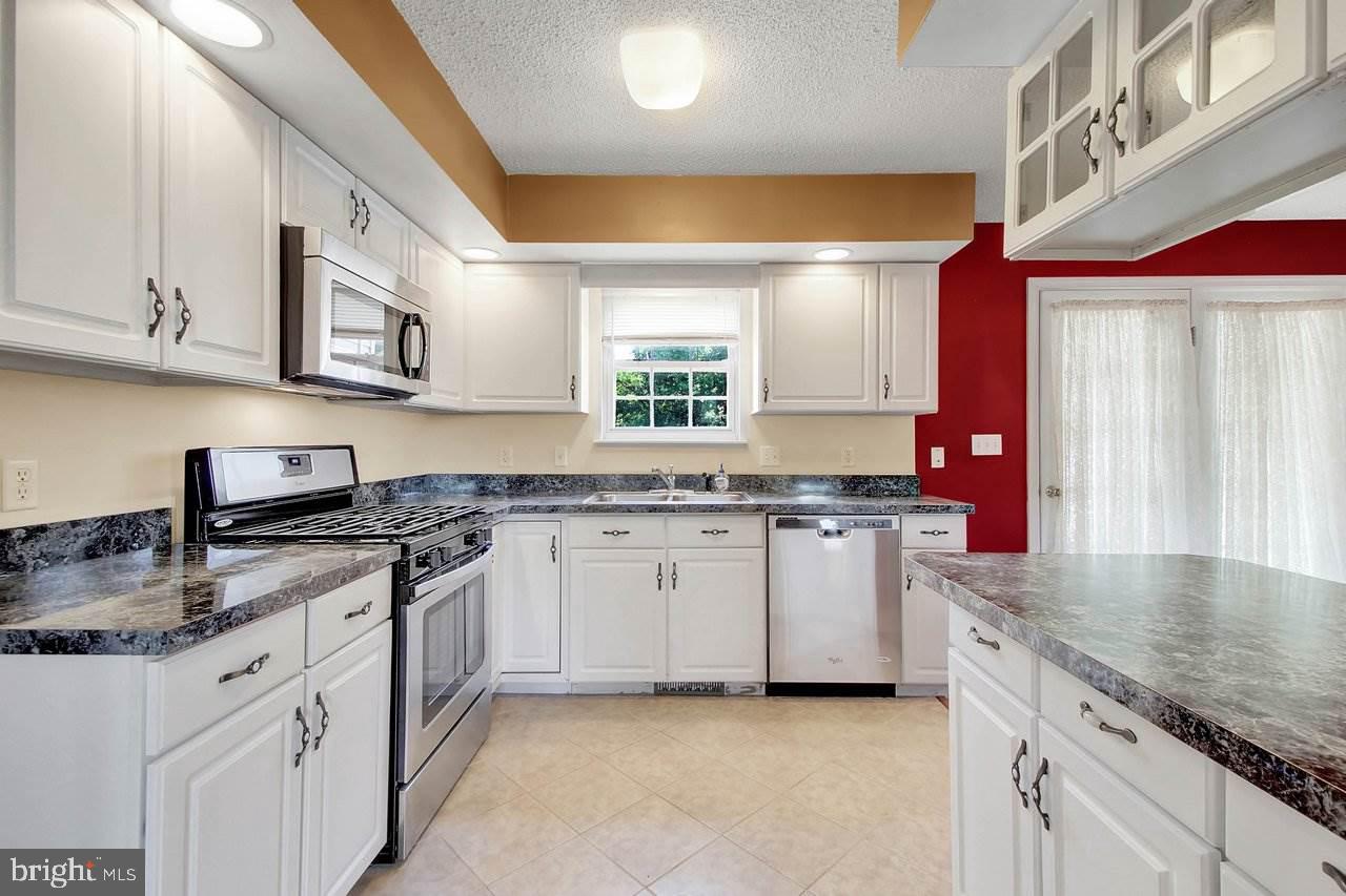 HIGHLAND MANOR - Residential