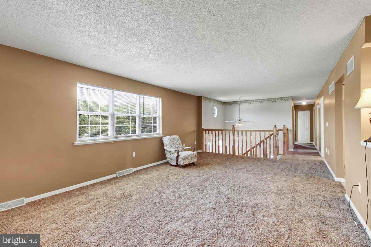 HIGHLAND MANOR - Residential