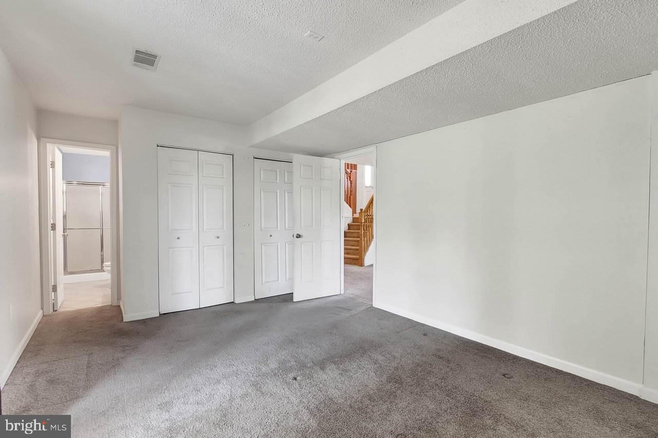 HIGHLAND MANOR - Residential