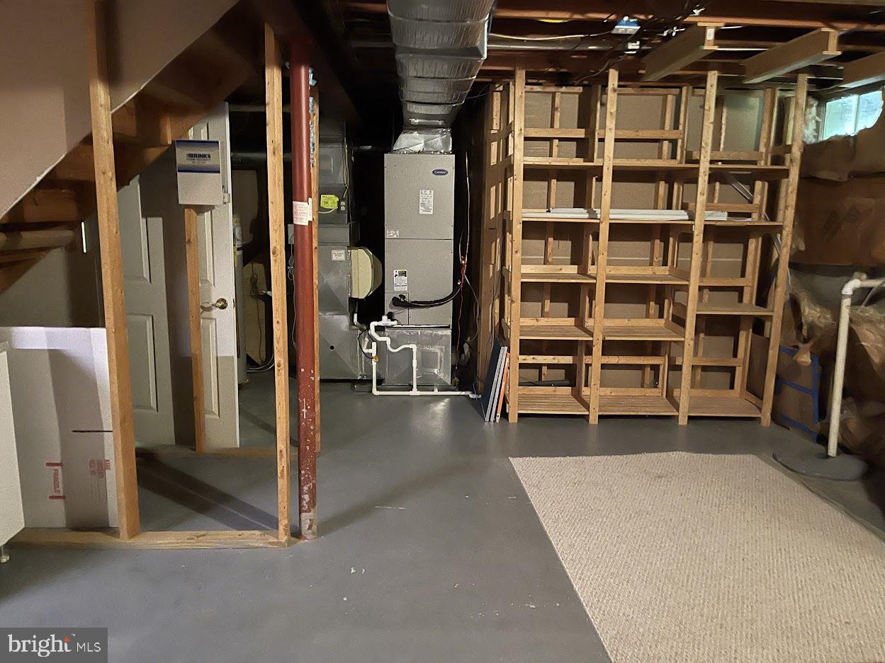 BROOKFIELD - Residential Lease