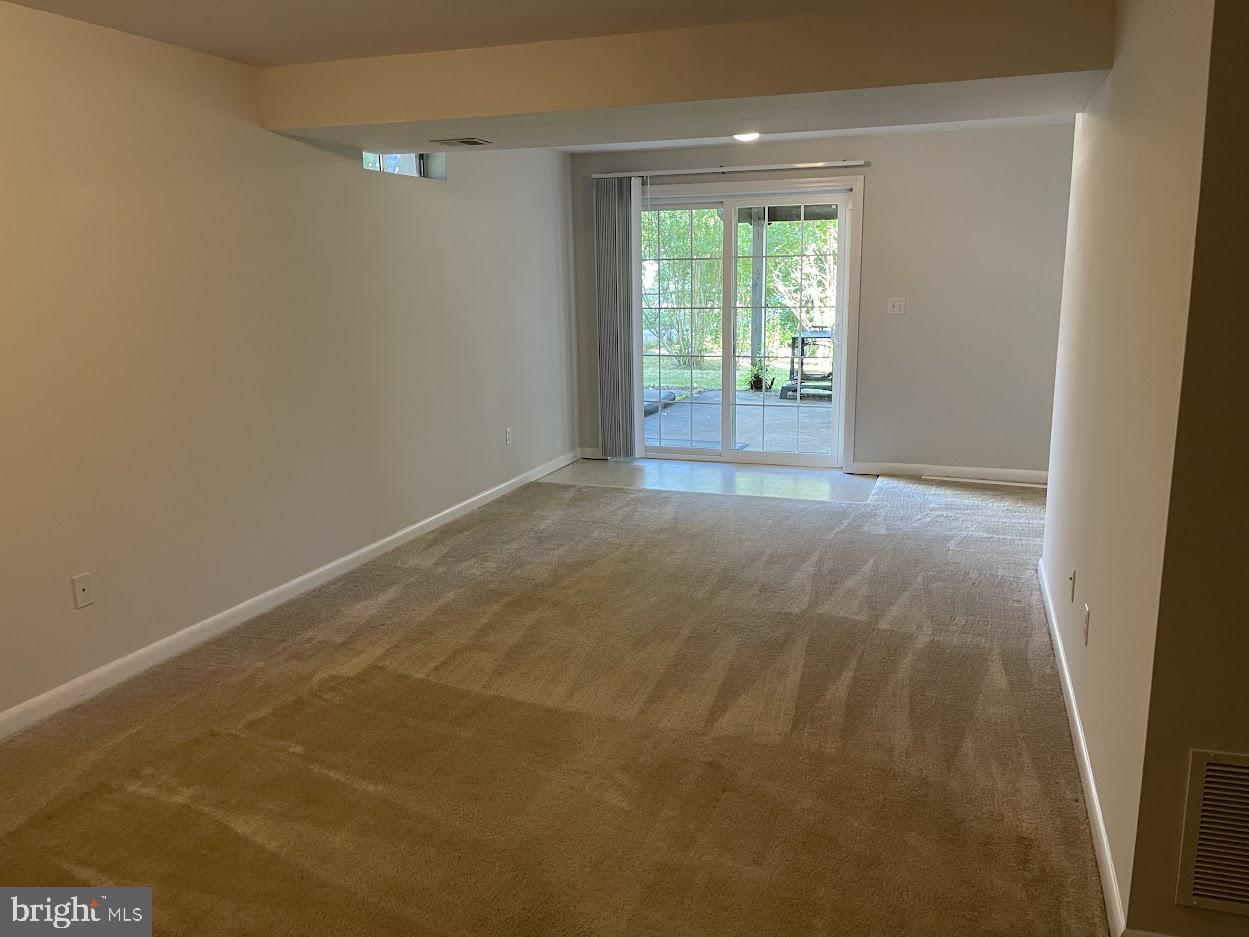 BROOKFIELD - Residential Lease