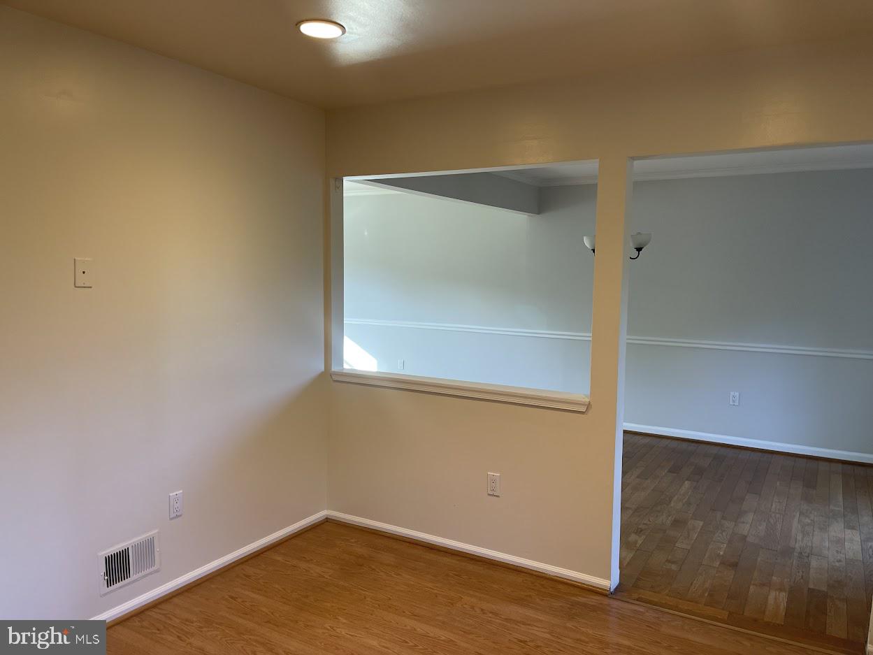 BROOKFIELD - Residential Lease