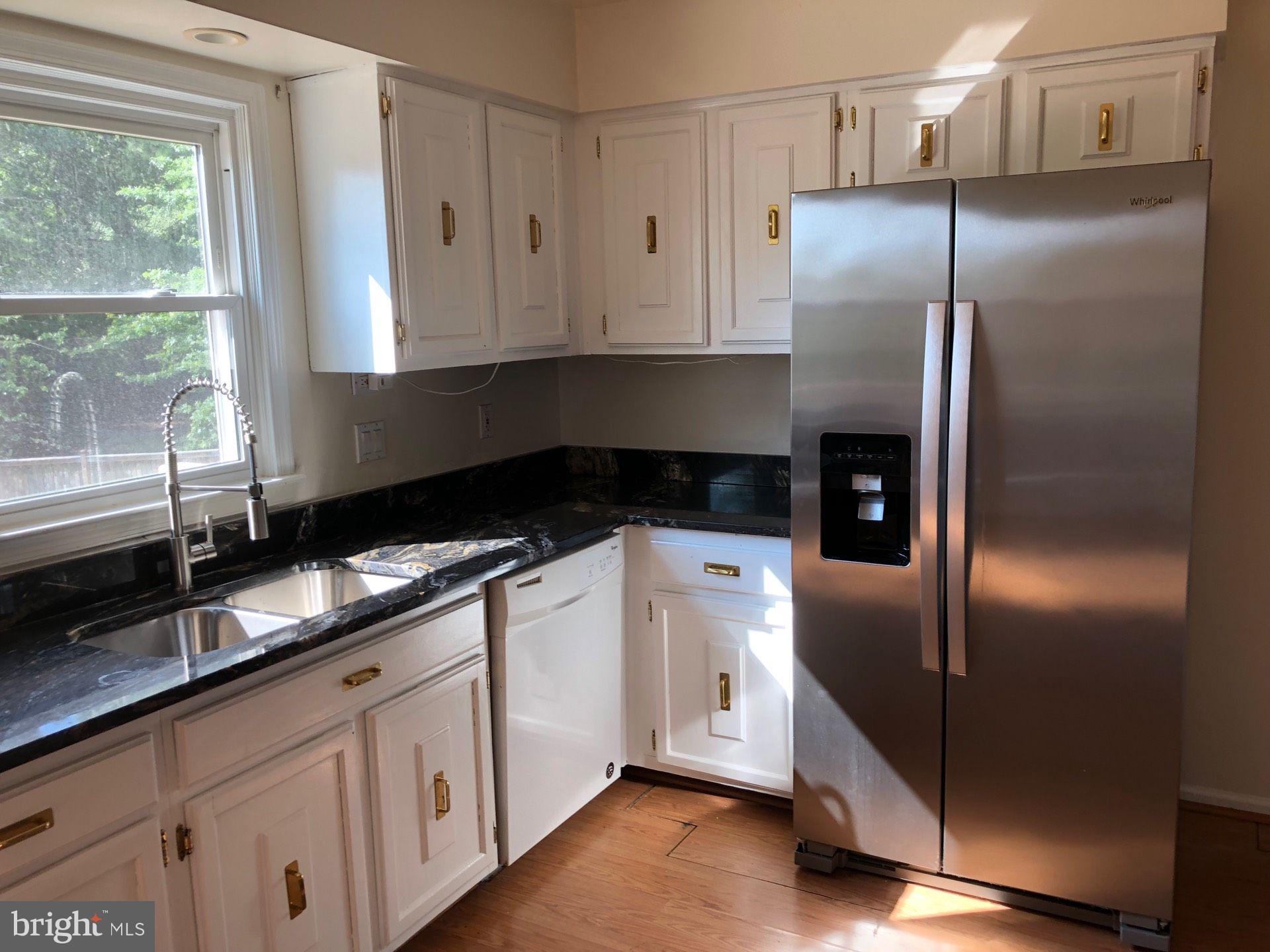 BROOKFIELD - Residential Lease