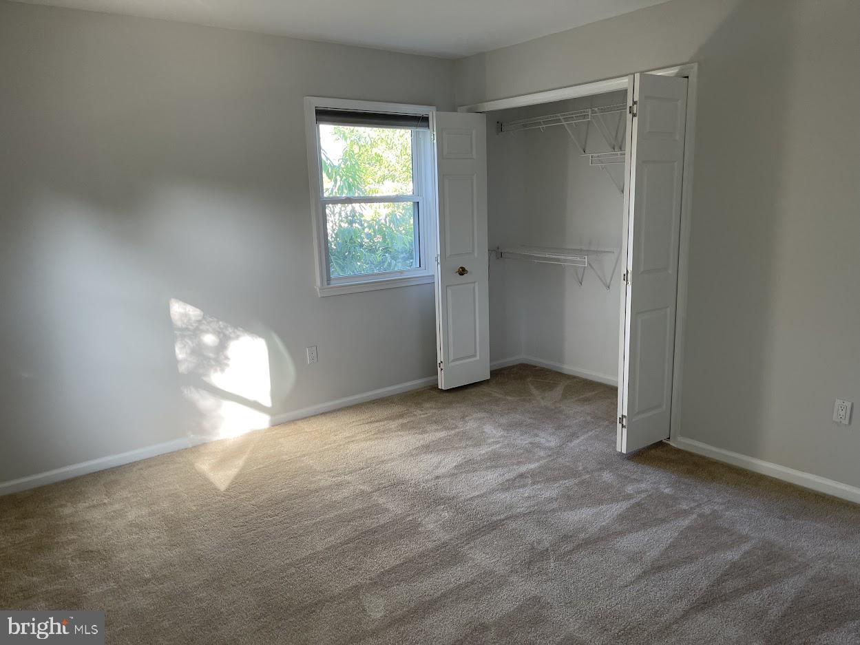 BROOKFIELD - Residential Lease