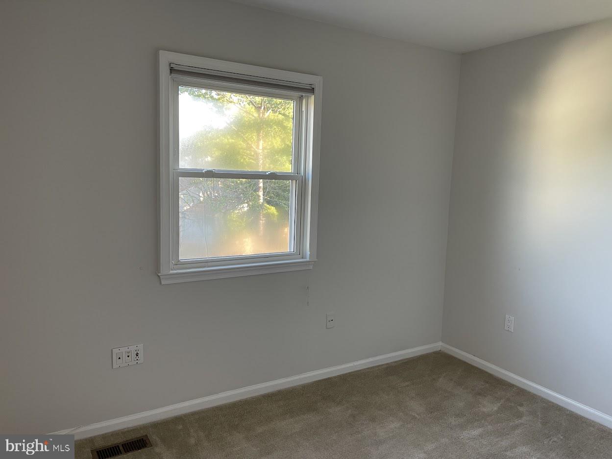 BROOKFIELD - Residential Lease