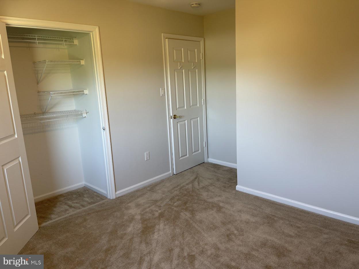 BROOKFIELD - Residential Lease