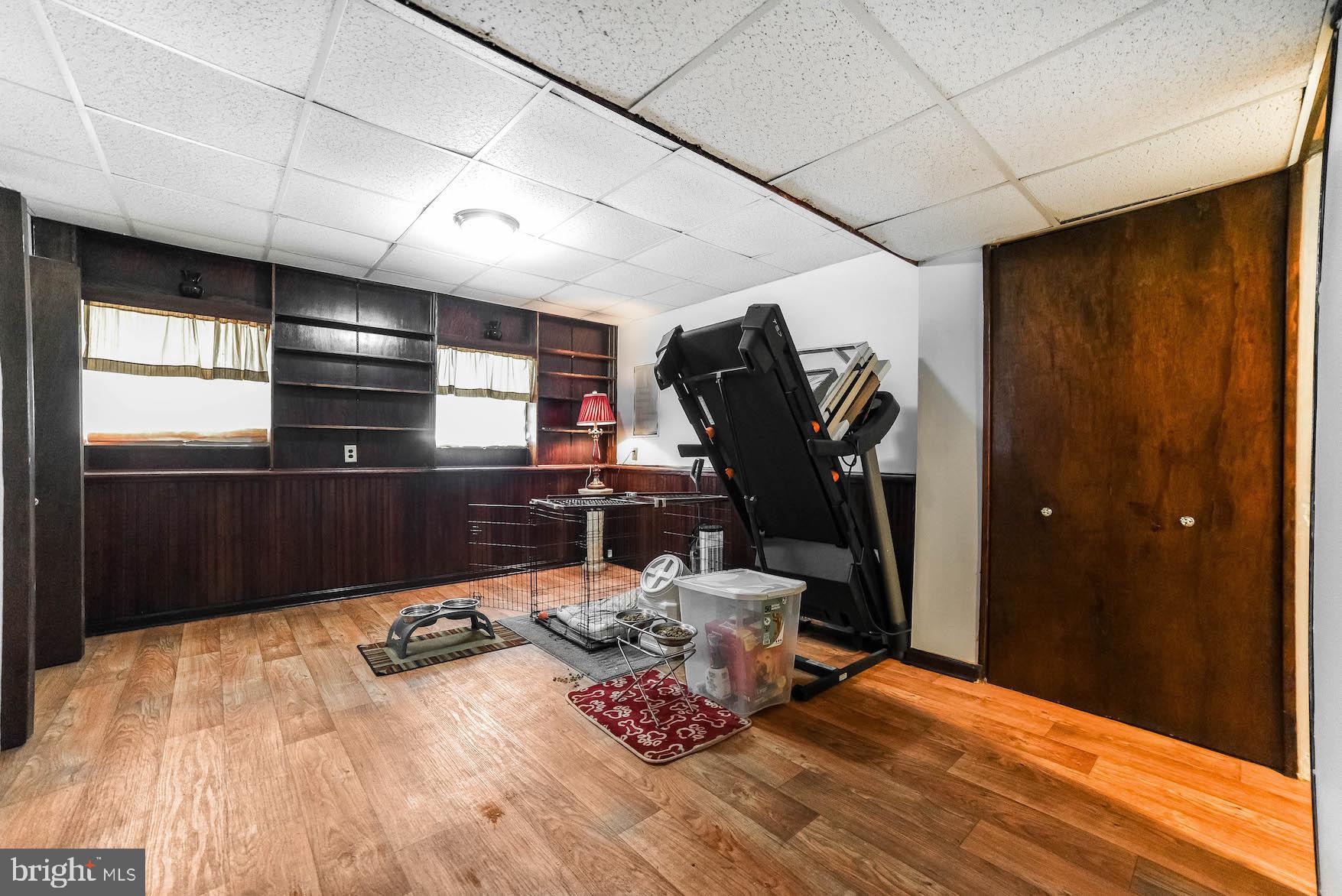 WHITE OAK VILLAGE SUB - Residential