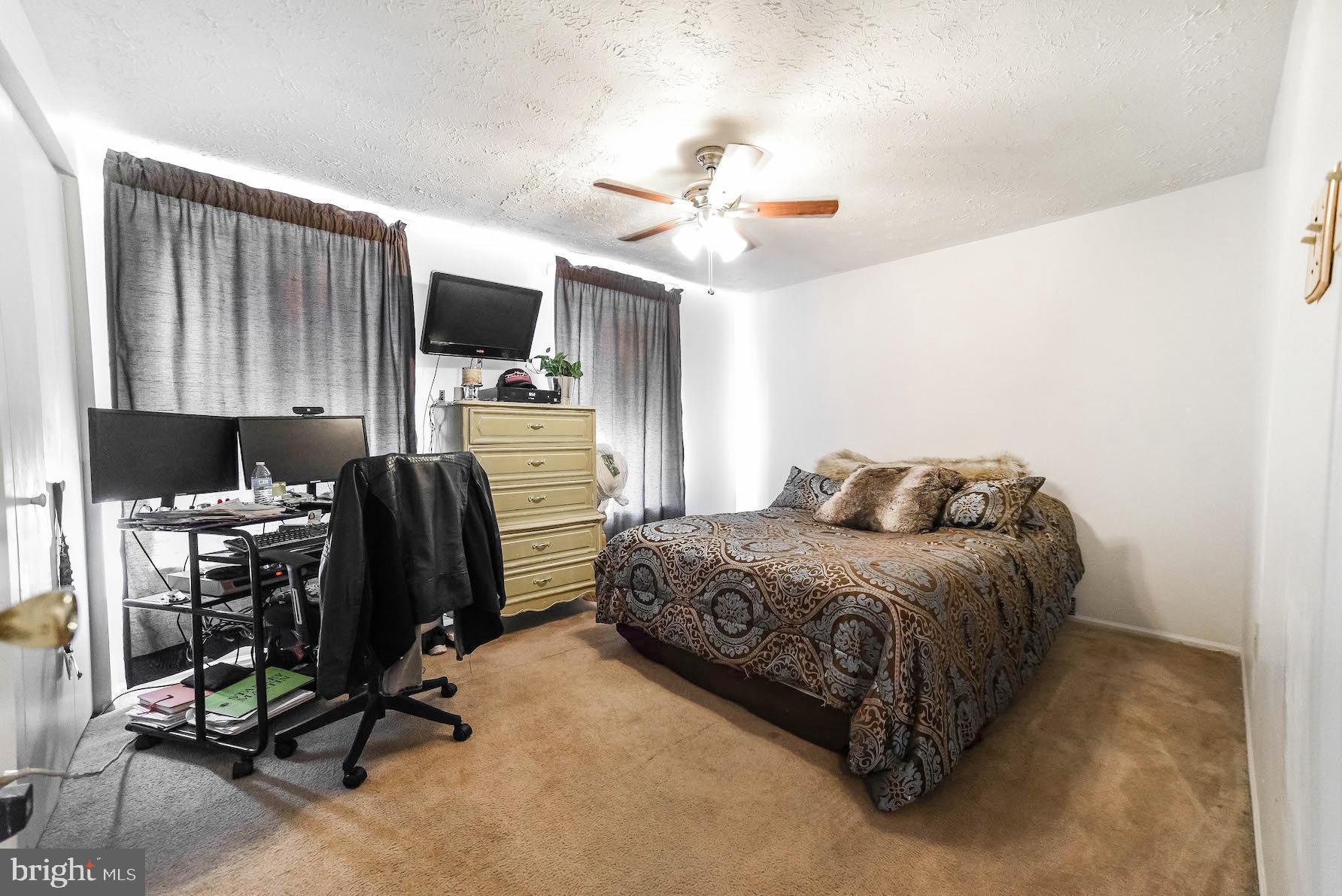 WHITE OAK VILLAGE SUB - Residential