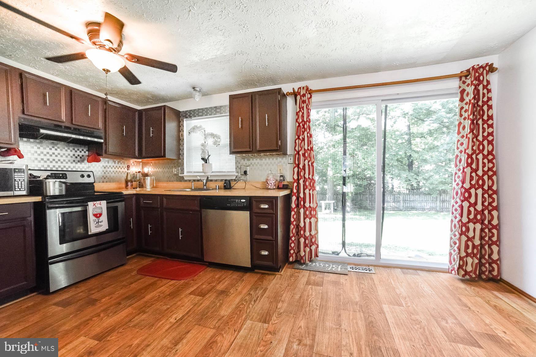 WHITE OAK VILLAGE SUB - Residential