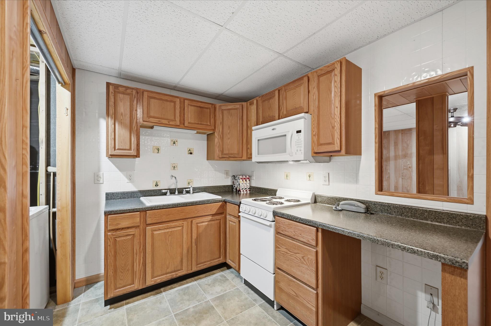 POTOMAC RIVER FARMS - Residential