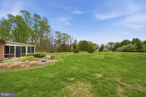 Tiny photo for 238 Comstock Drive, SHEPHERDSTOWN, WV 25443 (MLS # WVBE2048594)