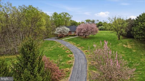 Tiny photo for 238 Comstock Drive, SHEPHERDSTOWN, WV 25443 (MLS # WVBE2048594)