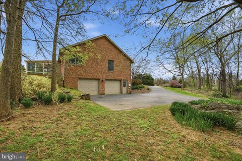 Tiny photo for 238 Comstock Drive, SHEPHERDSTOWN, WV 25443 (MLS # WVBE2048594)