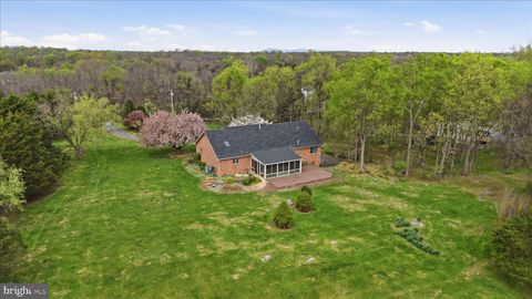 Tiny photo for 238 Comstock Drive, SHEPHERDSTOWN, WV 25443 (MLS # WVBE2048594)