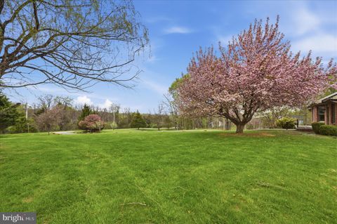 Tiny photo for 238 Comstock Drive, SHEPHERDSTOWN, WV 25443 (MLS # WVBE2048594)