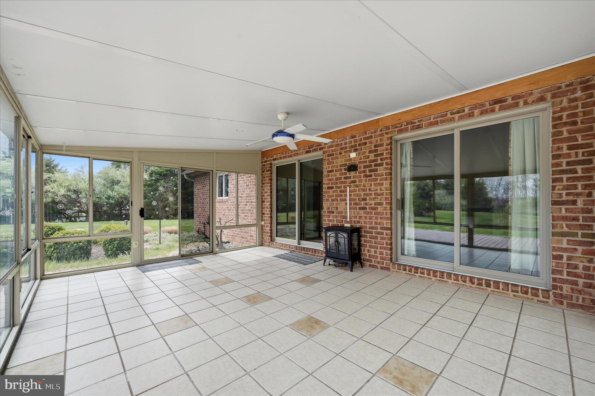 POTOMAC RIVER FARMS - Residential