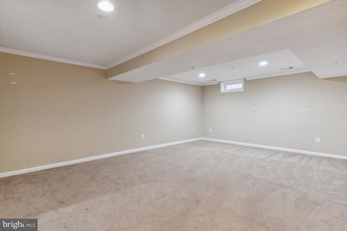 SOUTH HAMPTON SUB - Residential