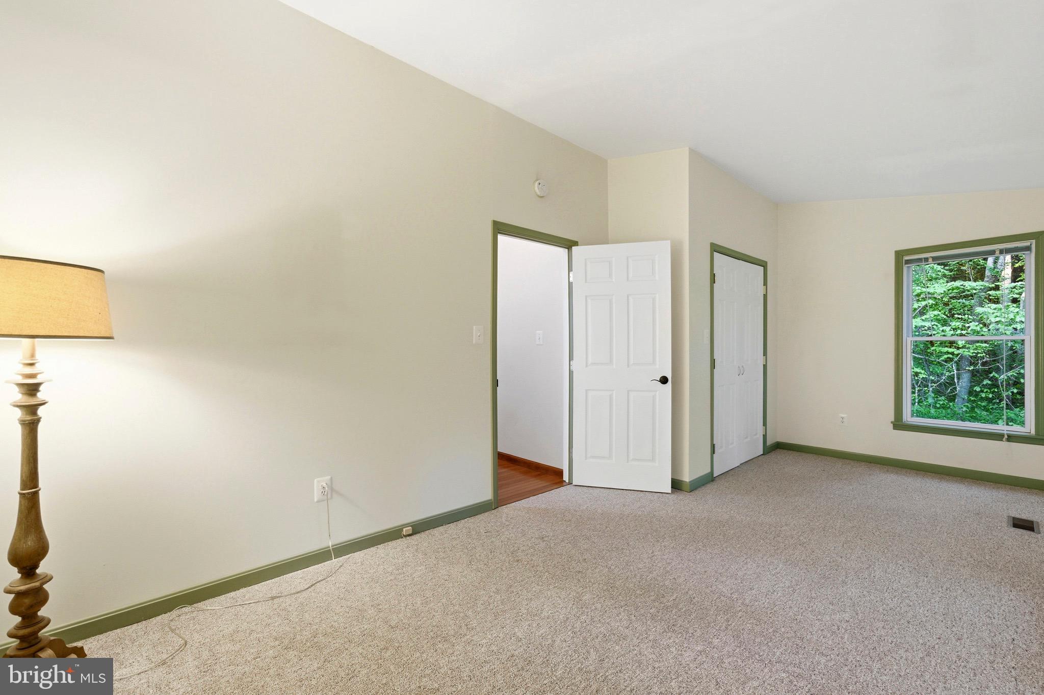 TRACYS LANDING - Residential