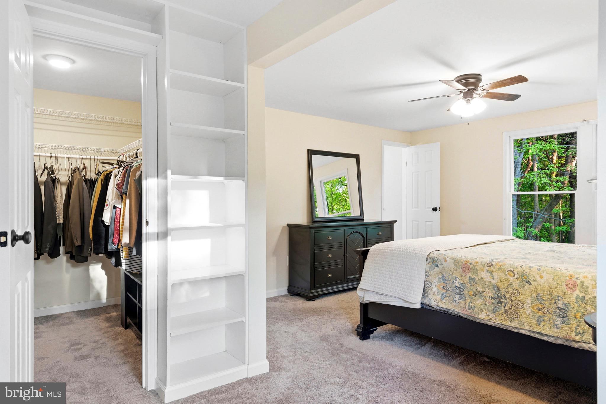 TRACYS LANDING - Residential