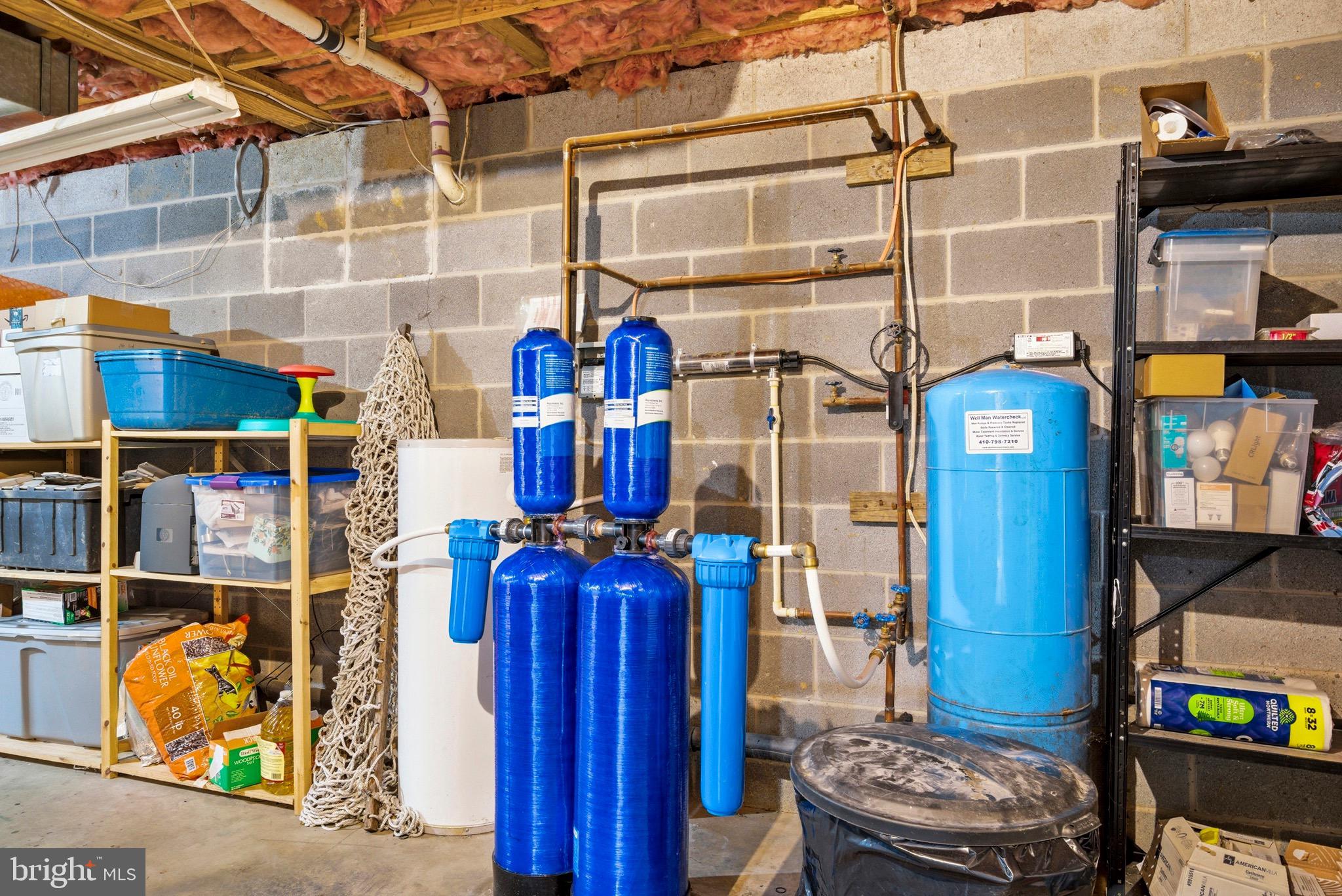 TRACYS LANDING - Residential