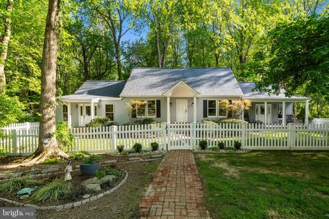 11 TRACYS LANE TRACYS LANDING MD 20779