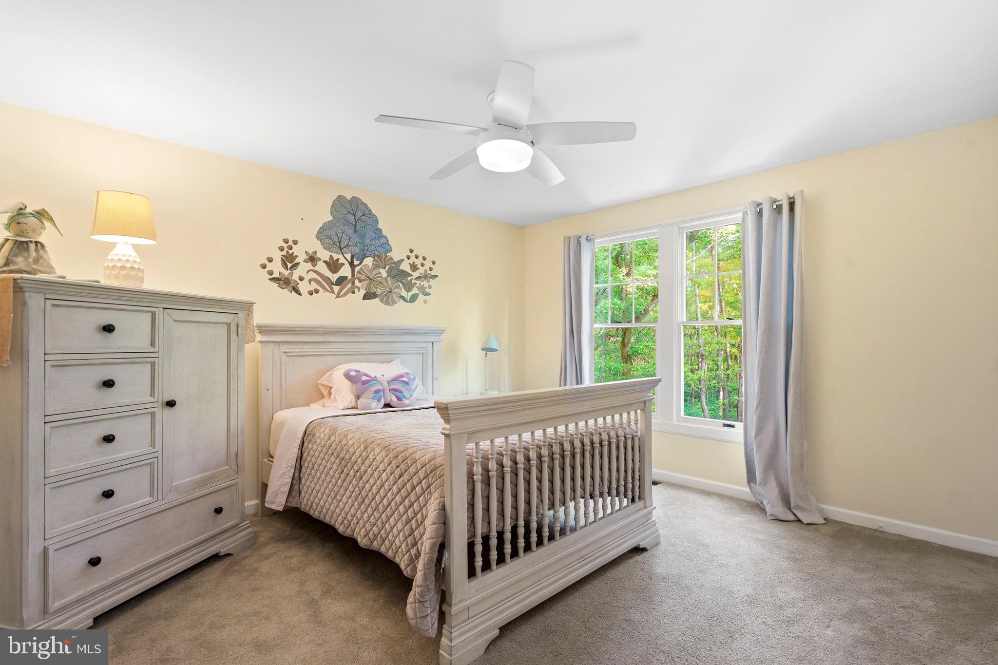 TRACYS LANDING - Residential