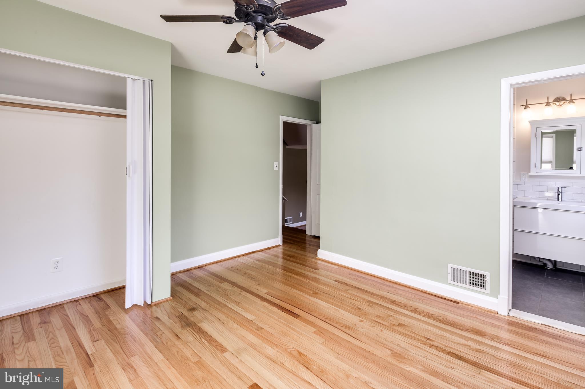 COLONIAL GARDENS - Residential