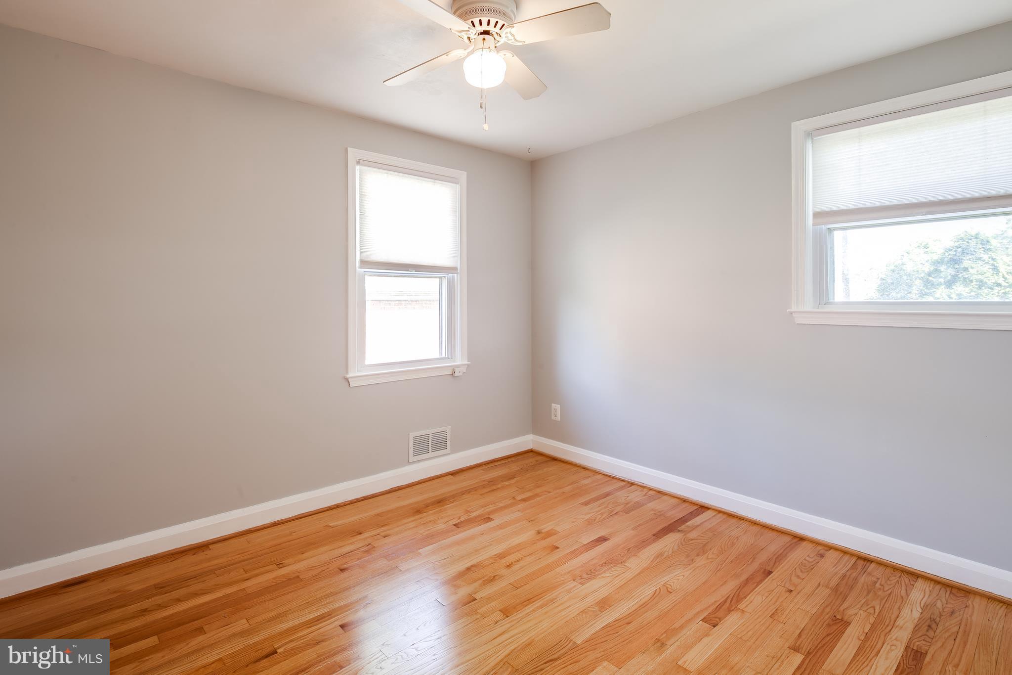 COLONIAL GARDENS - Residential