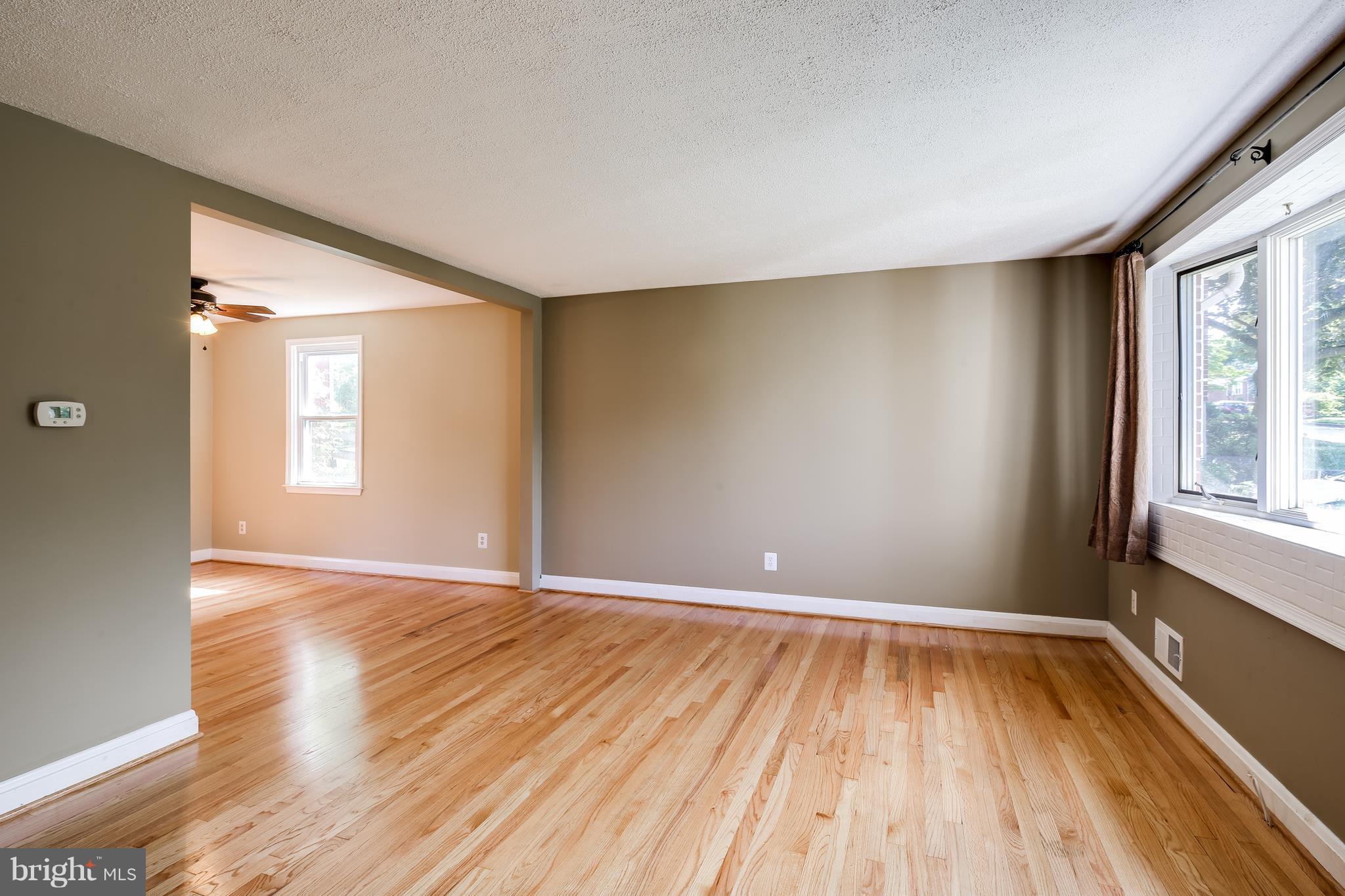 COLONIAL GARDENS - Residential