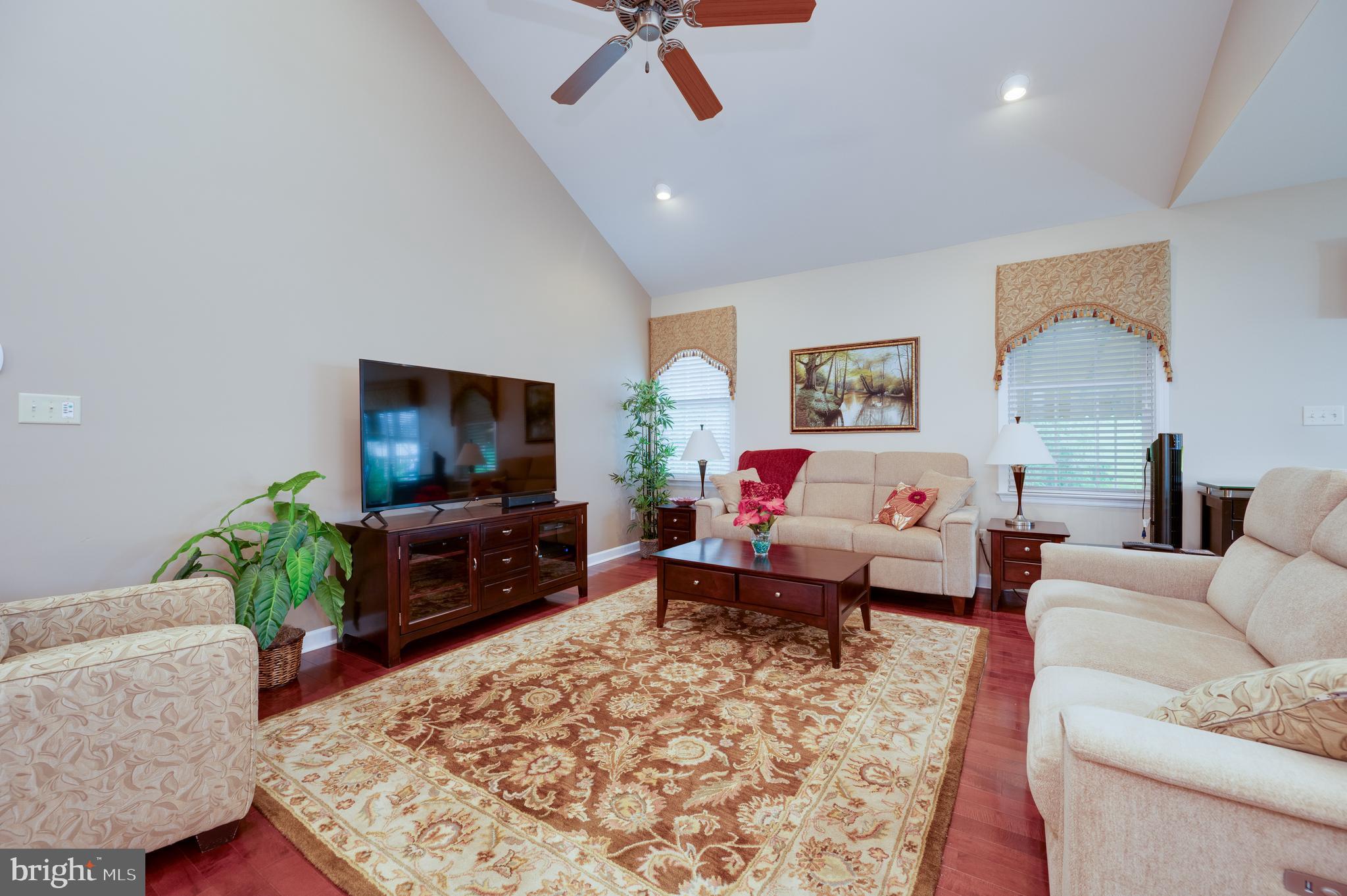 ROSEMONT - Residential