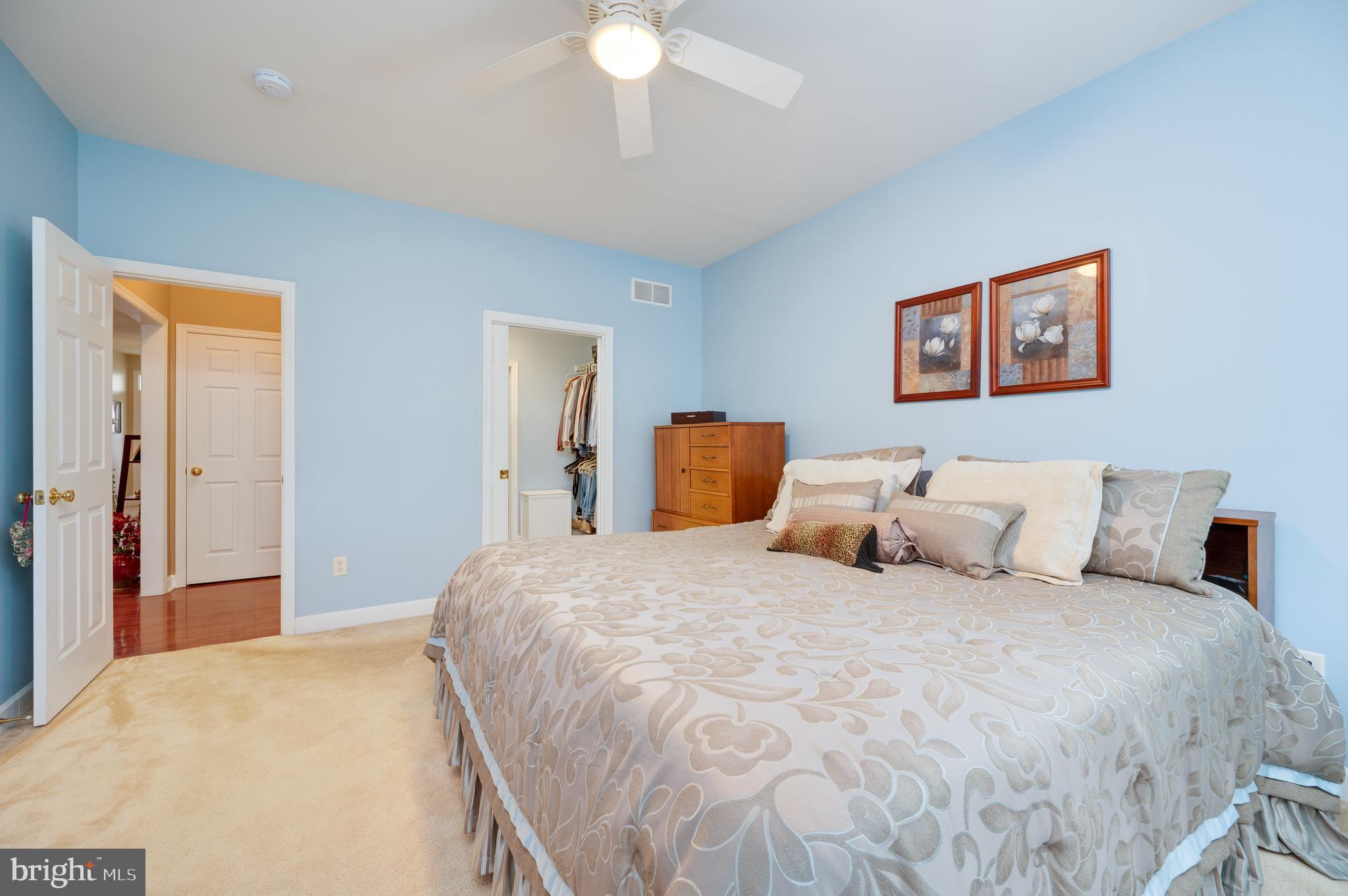 ROSEMONT - Residential