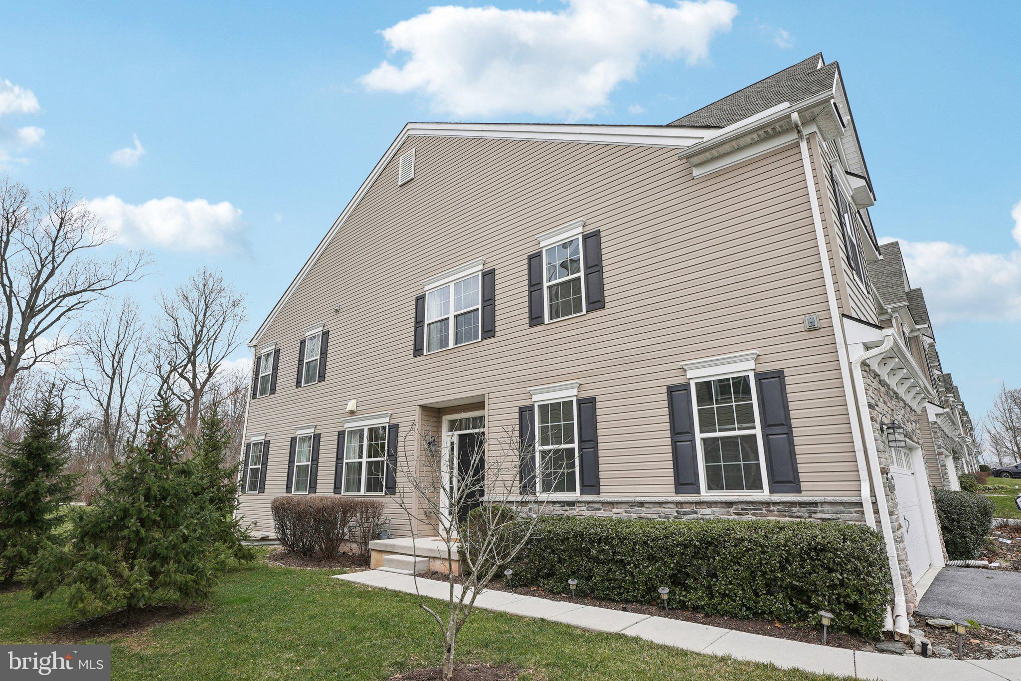 THE RESERVE AT GLEN LOCH - Residential