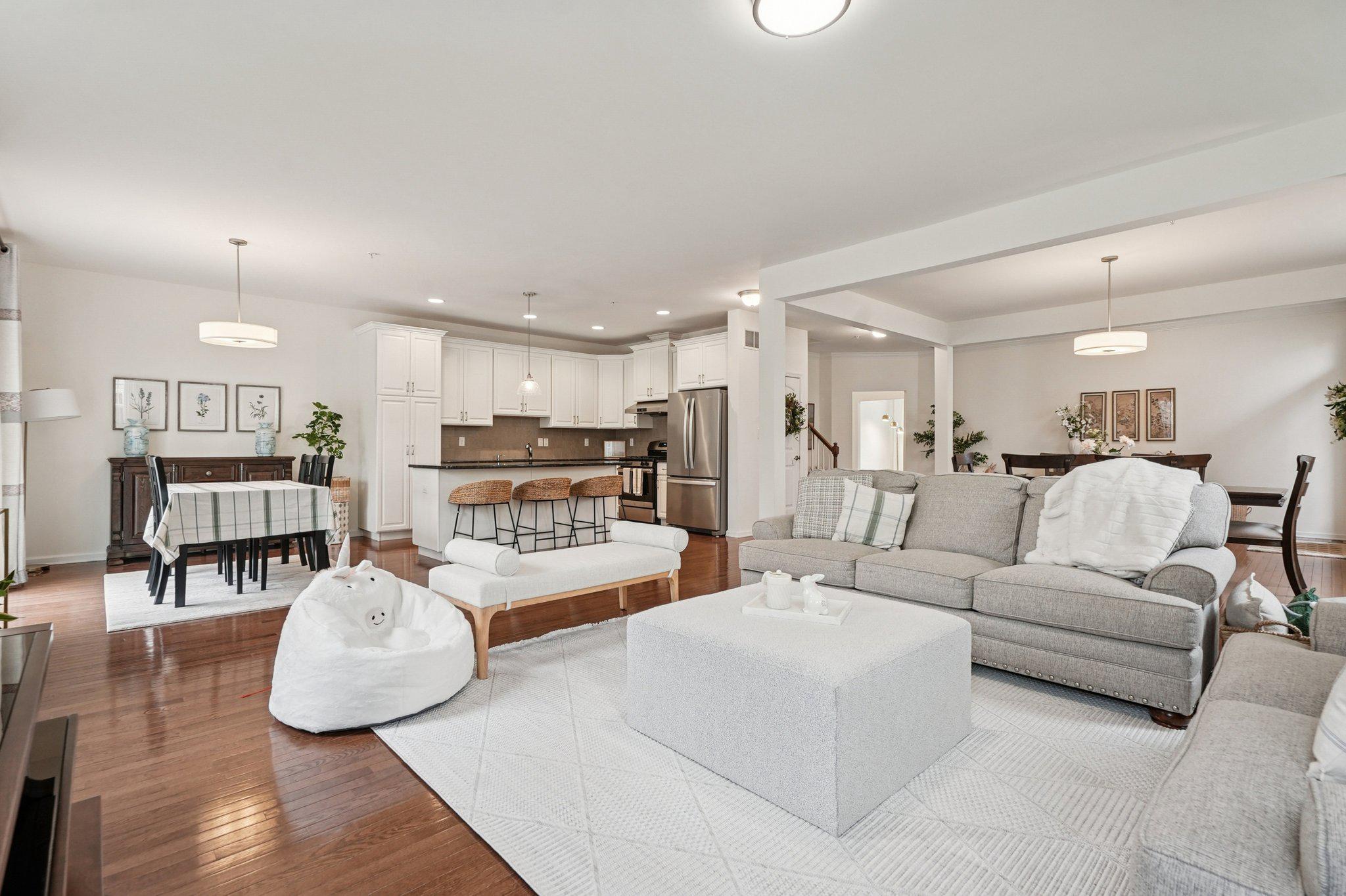 THE RESERVE AT GLEN LOCH - Residential