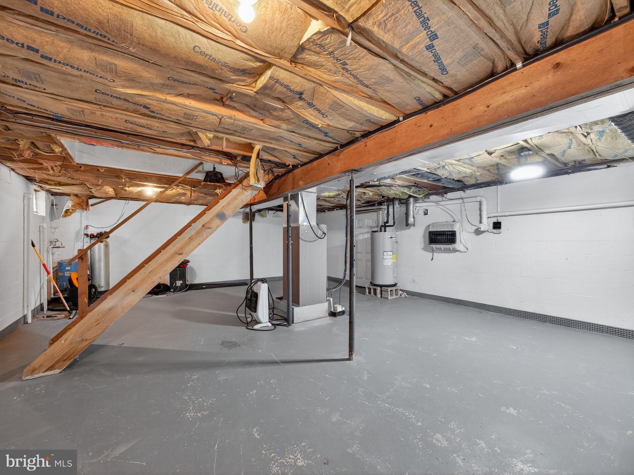 MOUNTAINEER VILLAG - Residential