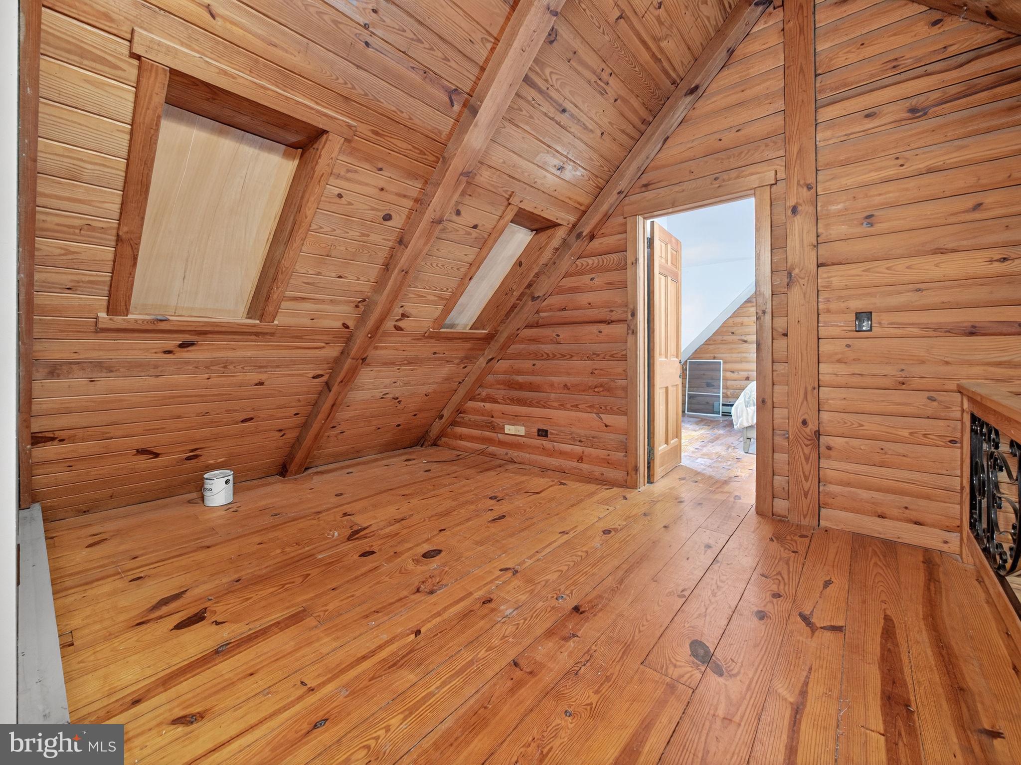 MOUNTAINEER VILLAG - Residential