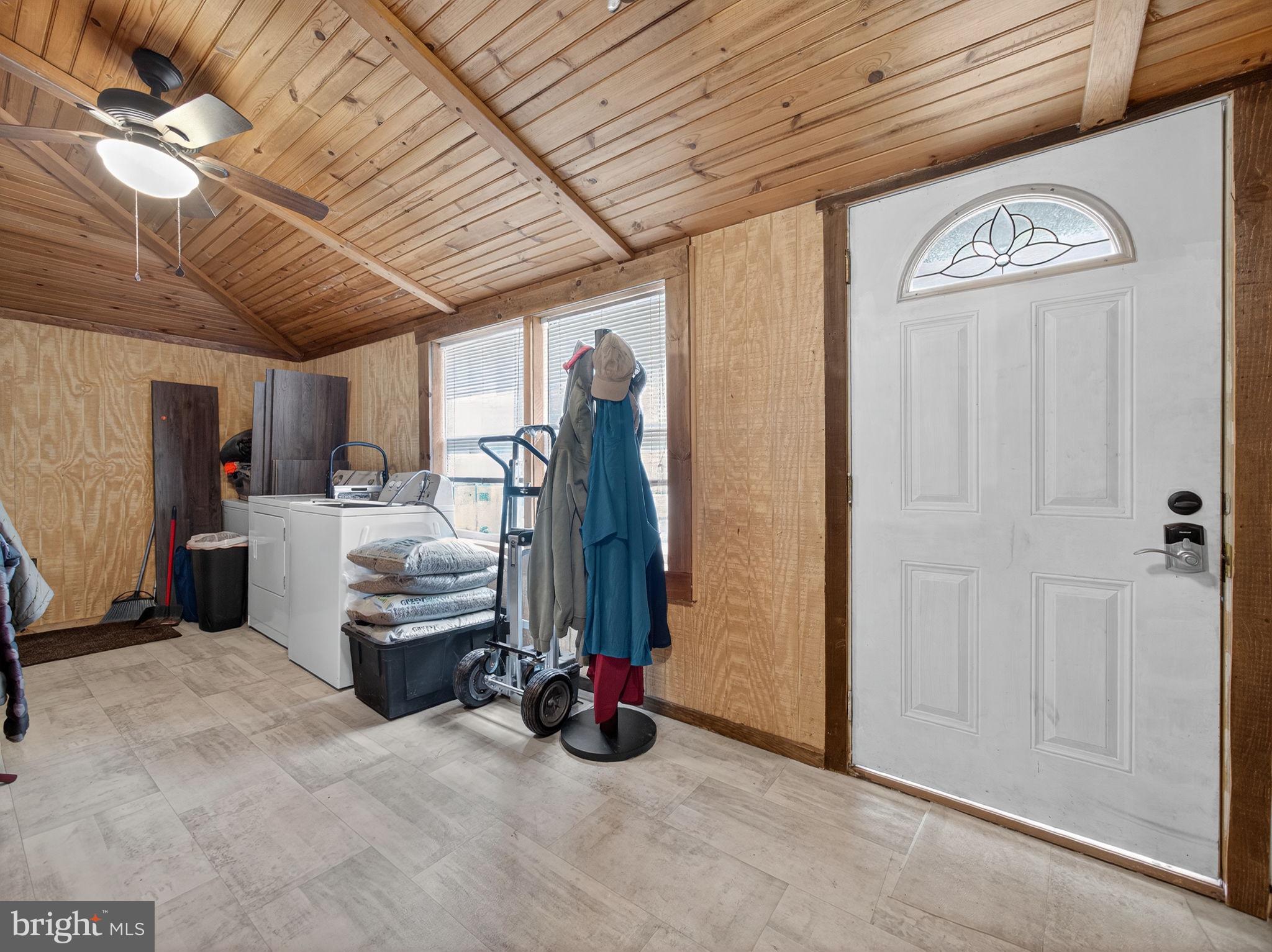 MOUNTAINEER VILLAG - Residential