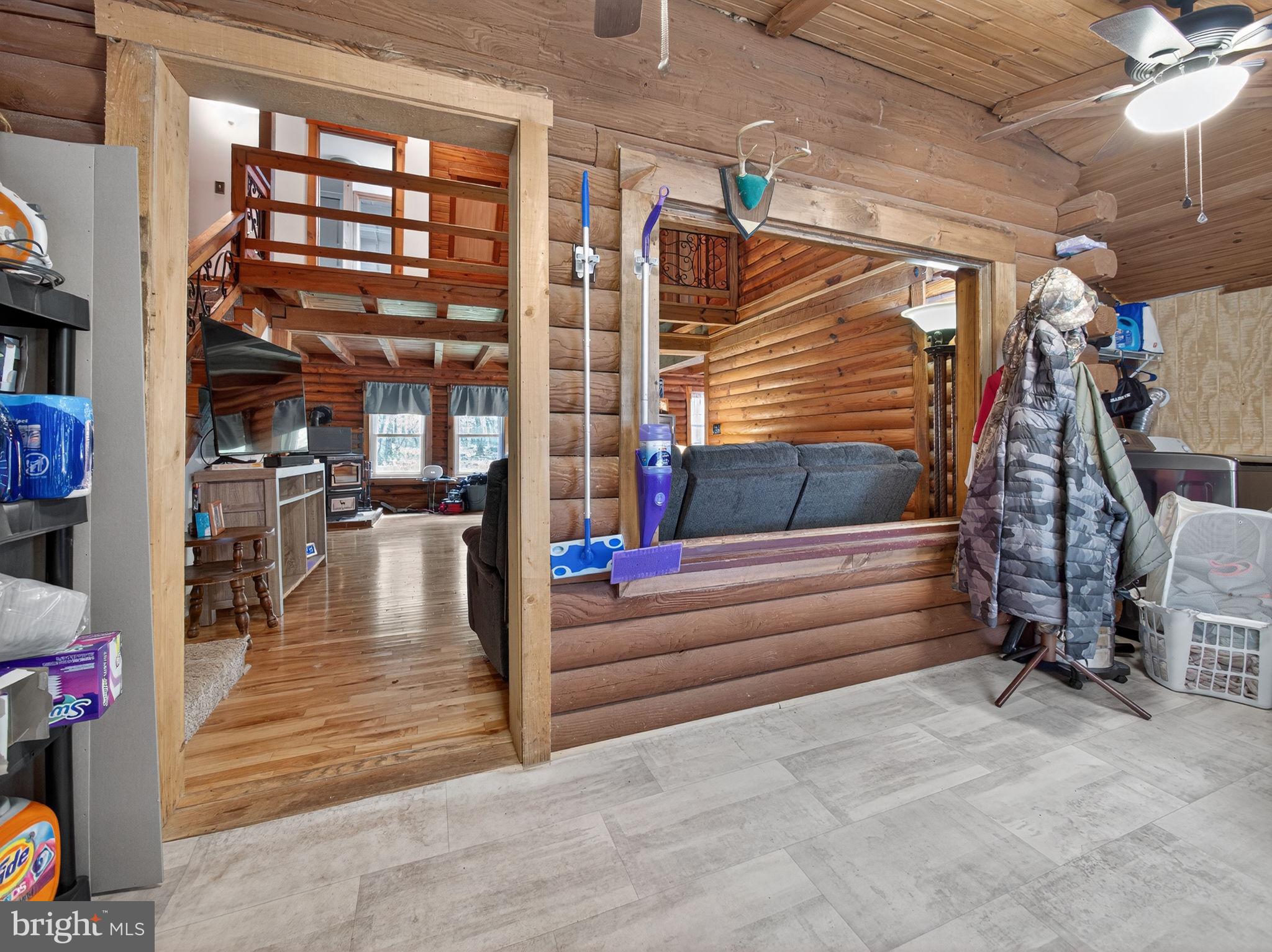 MOUNTAINEER VILLAG - Residential