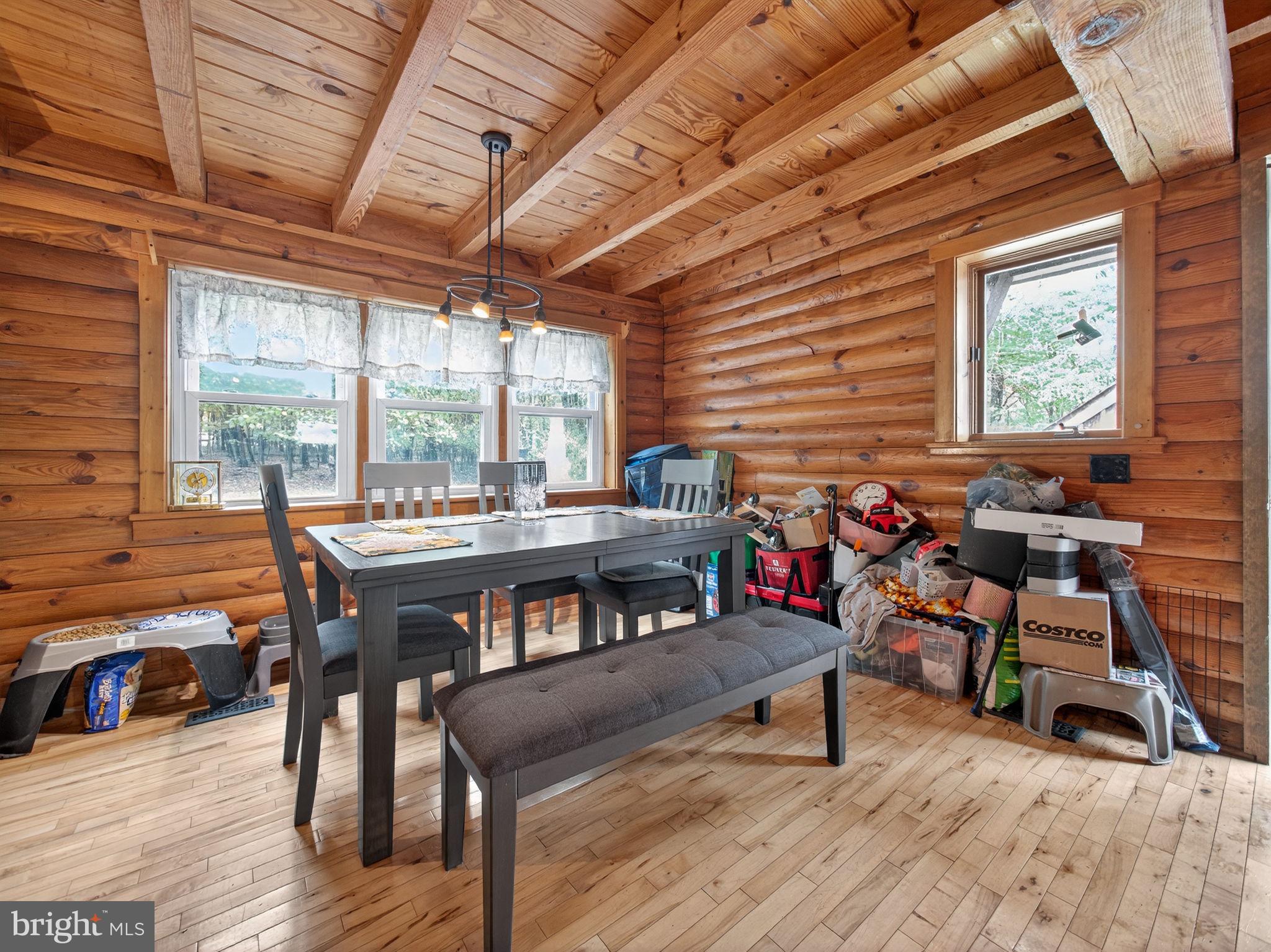 MOUNTAINEER VILLAG - Residential