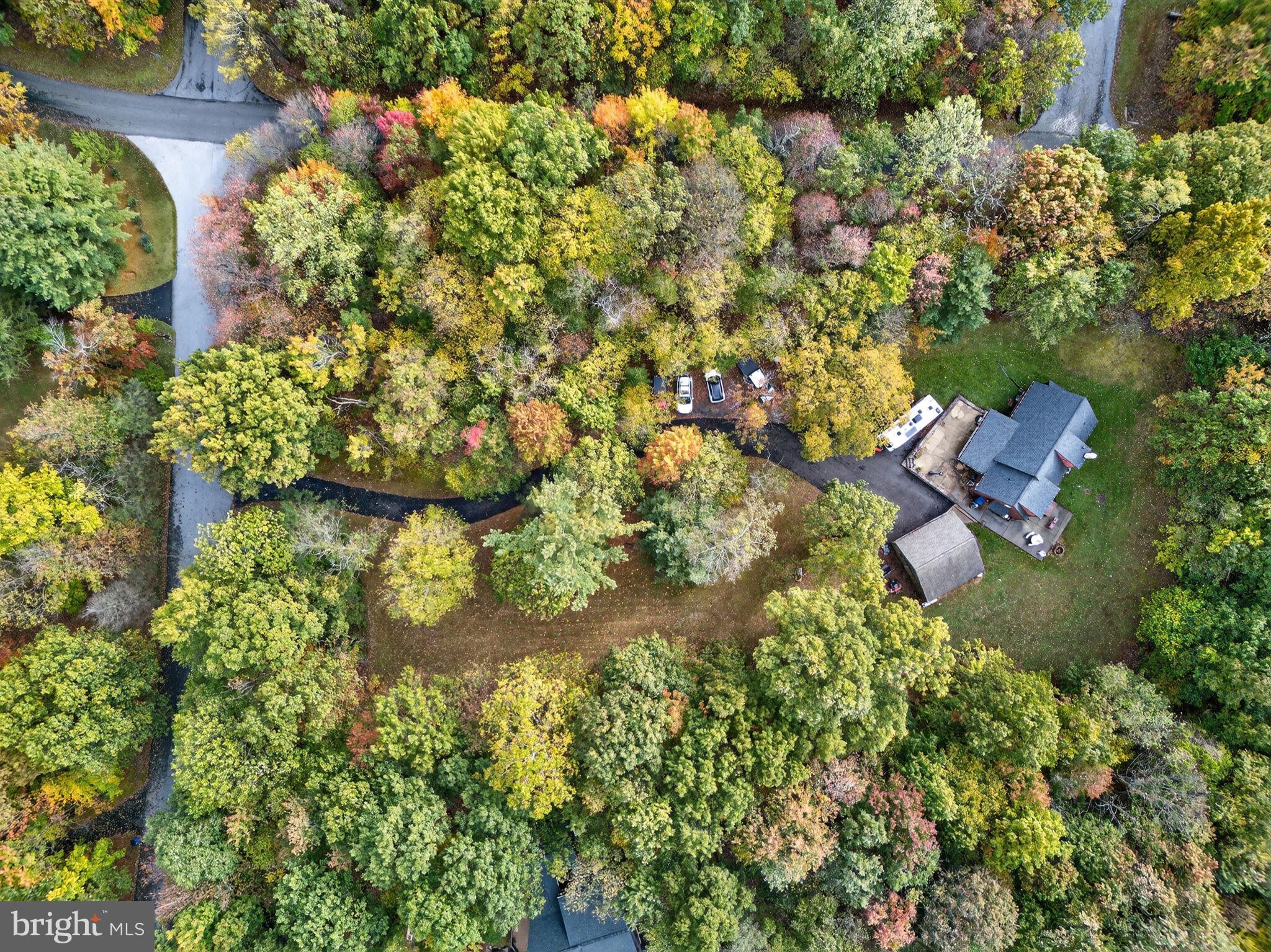 MOUNTAINEER VILLAG - Residential