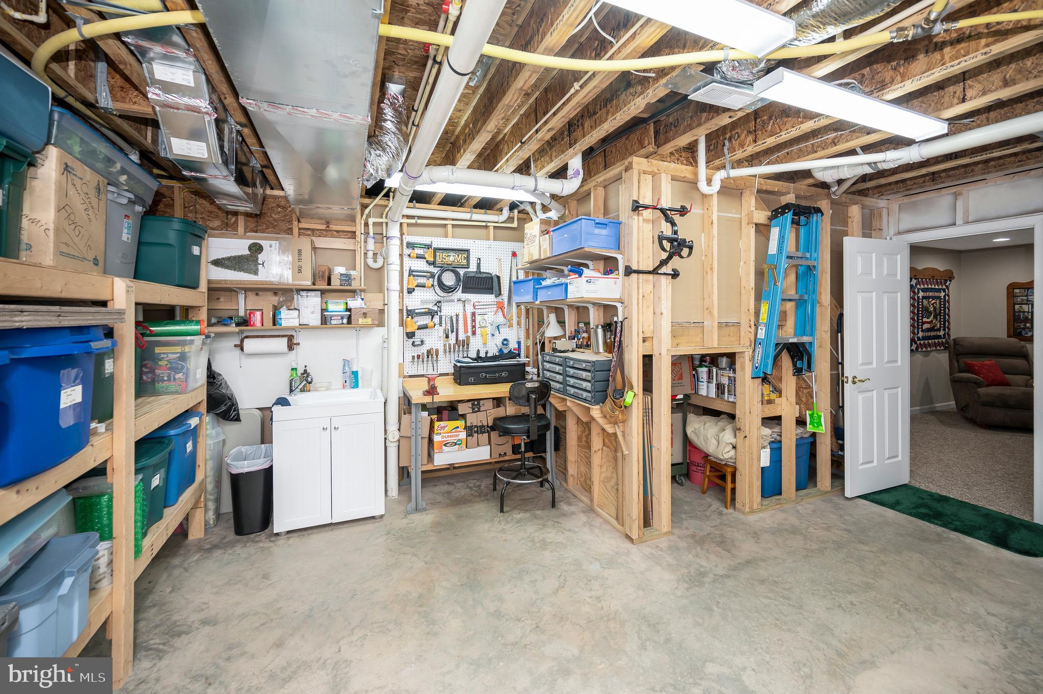 REGENCY AT CHANCELLORSVILLE - Residential