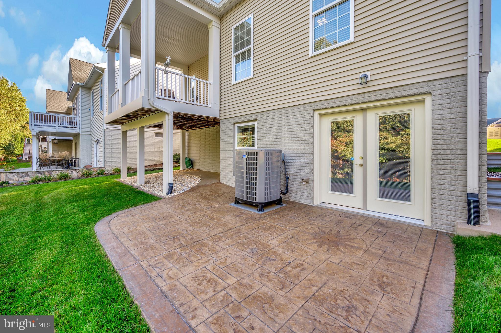 REGENCY AT CHANCELLORSVILLE - Residential