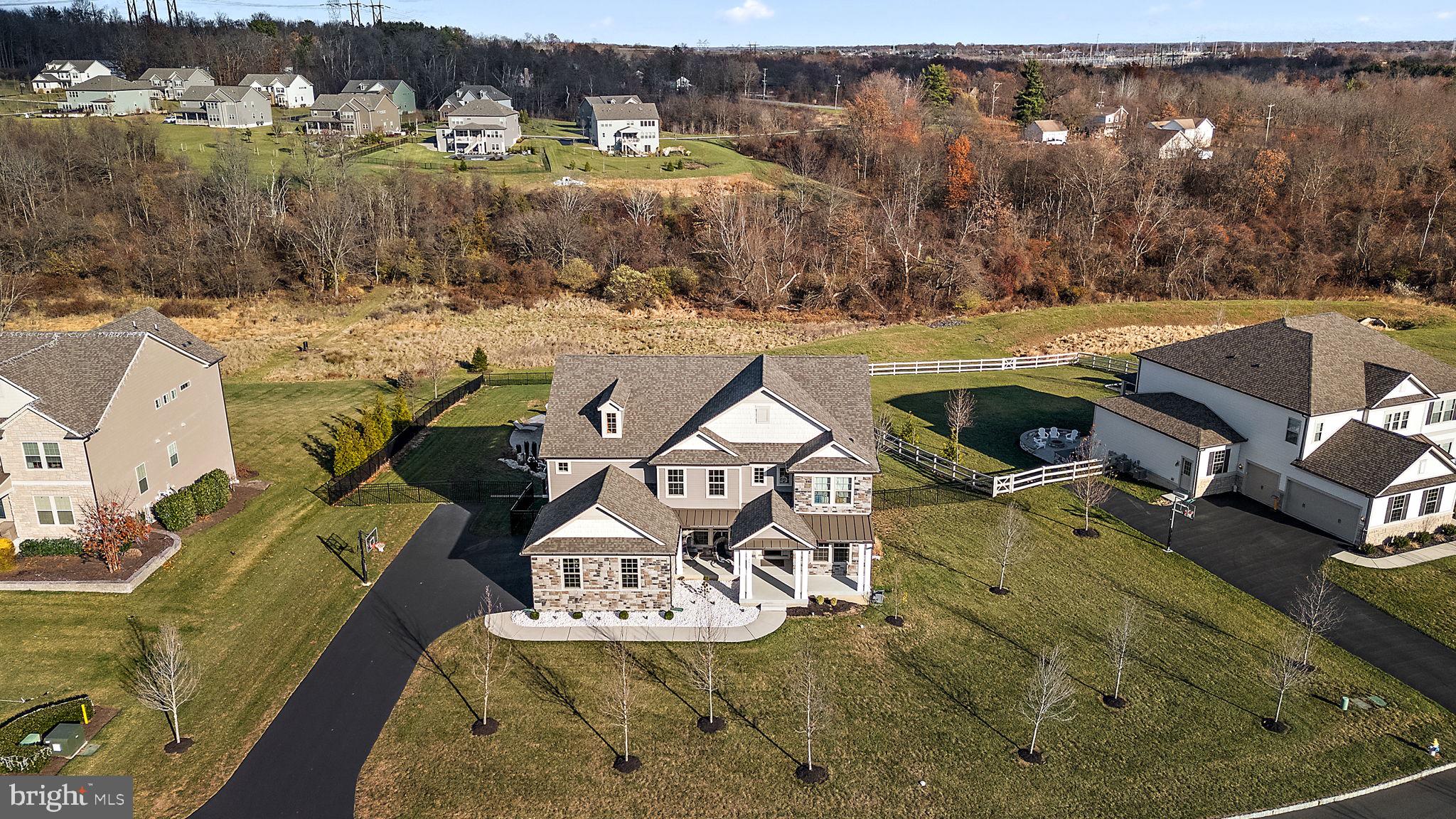 WHITEHALL - Residential