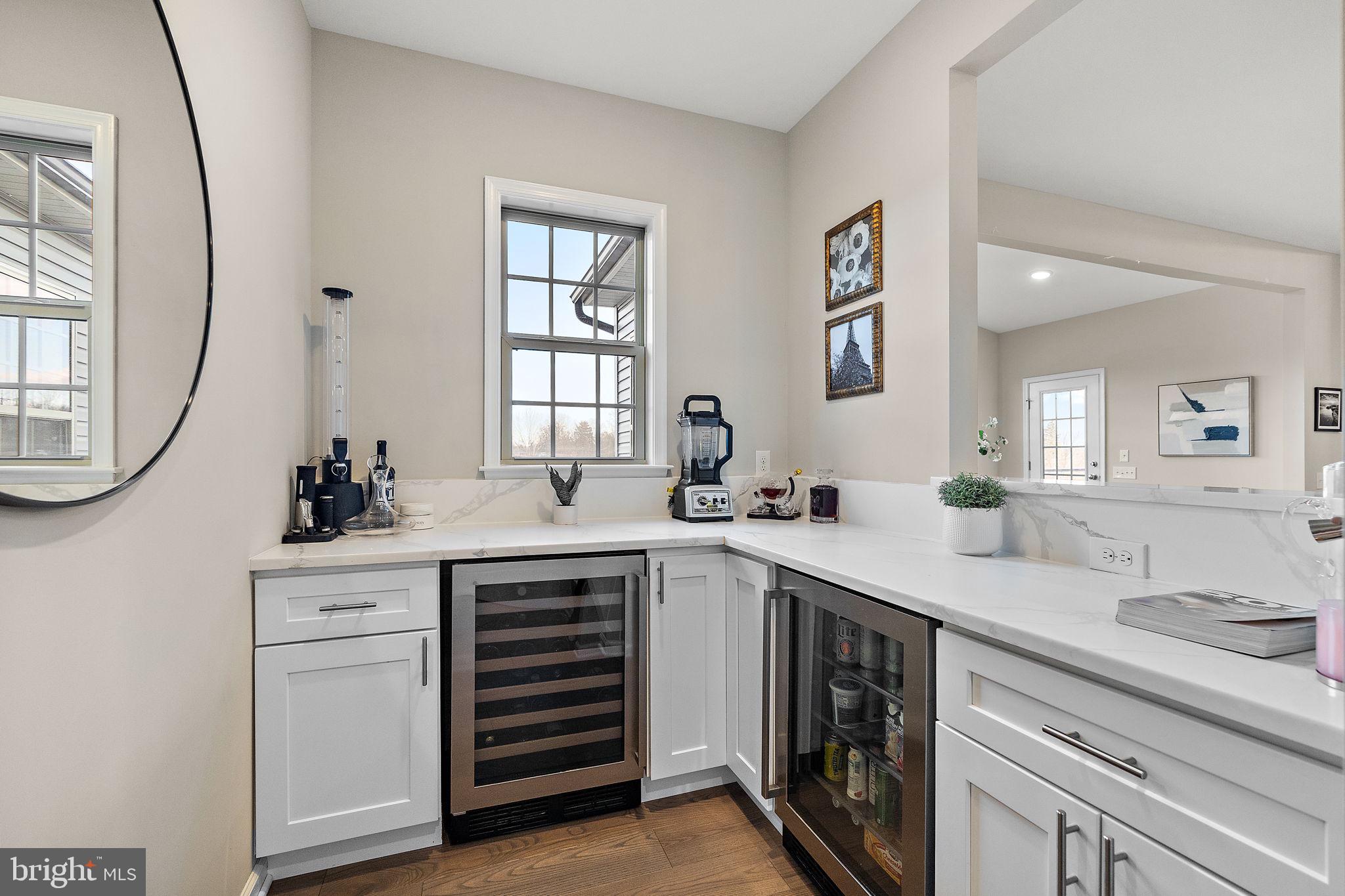 WHITEHALL - Residential