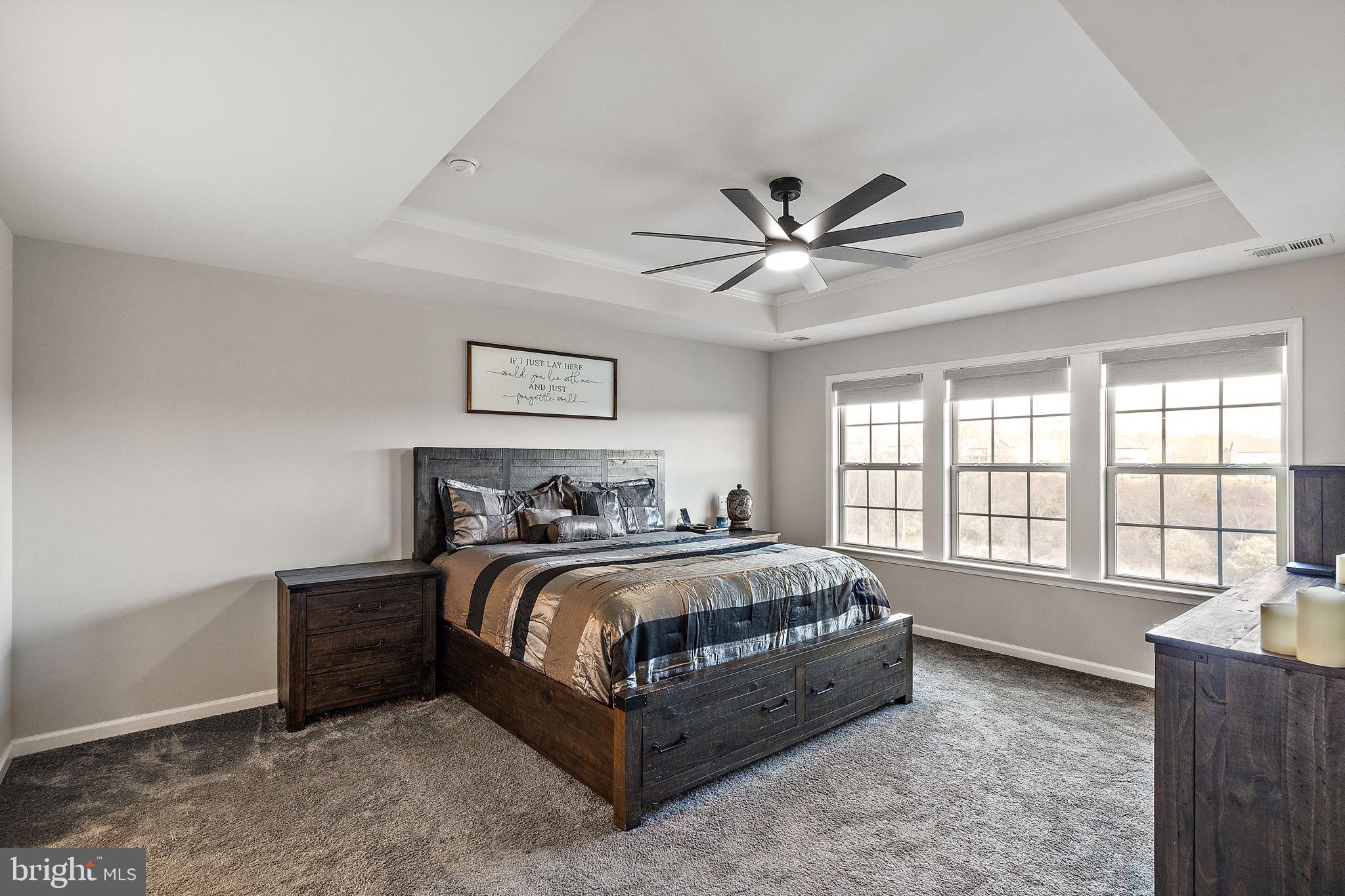 WHITEHALL - Residential