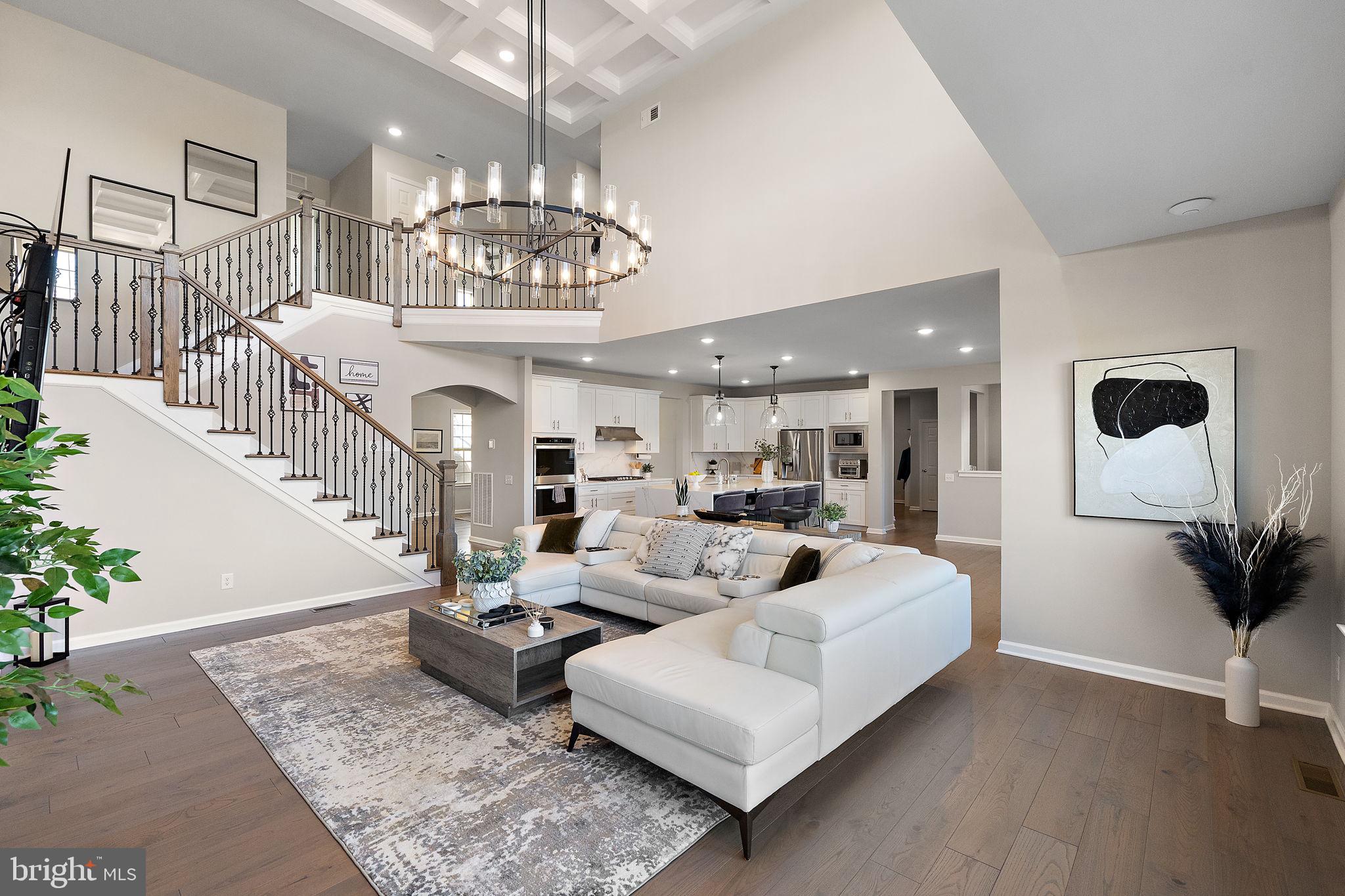 WHITEHALL - Residential