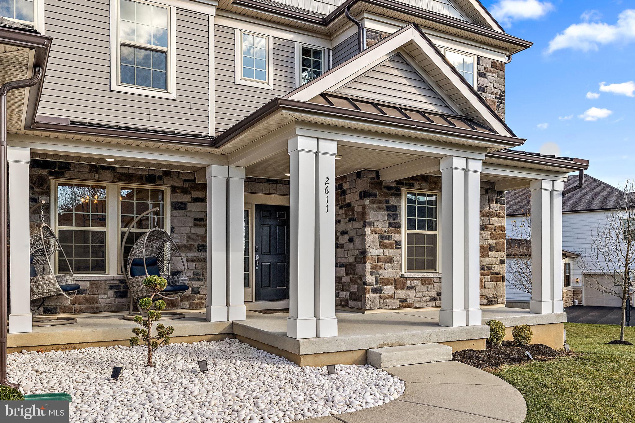 WHITEHALL - Residential