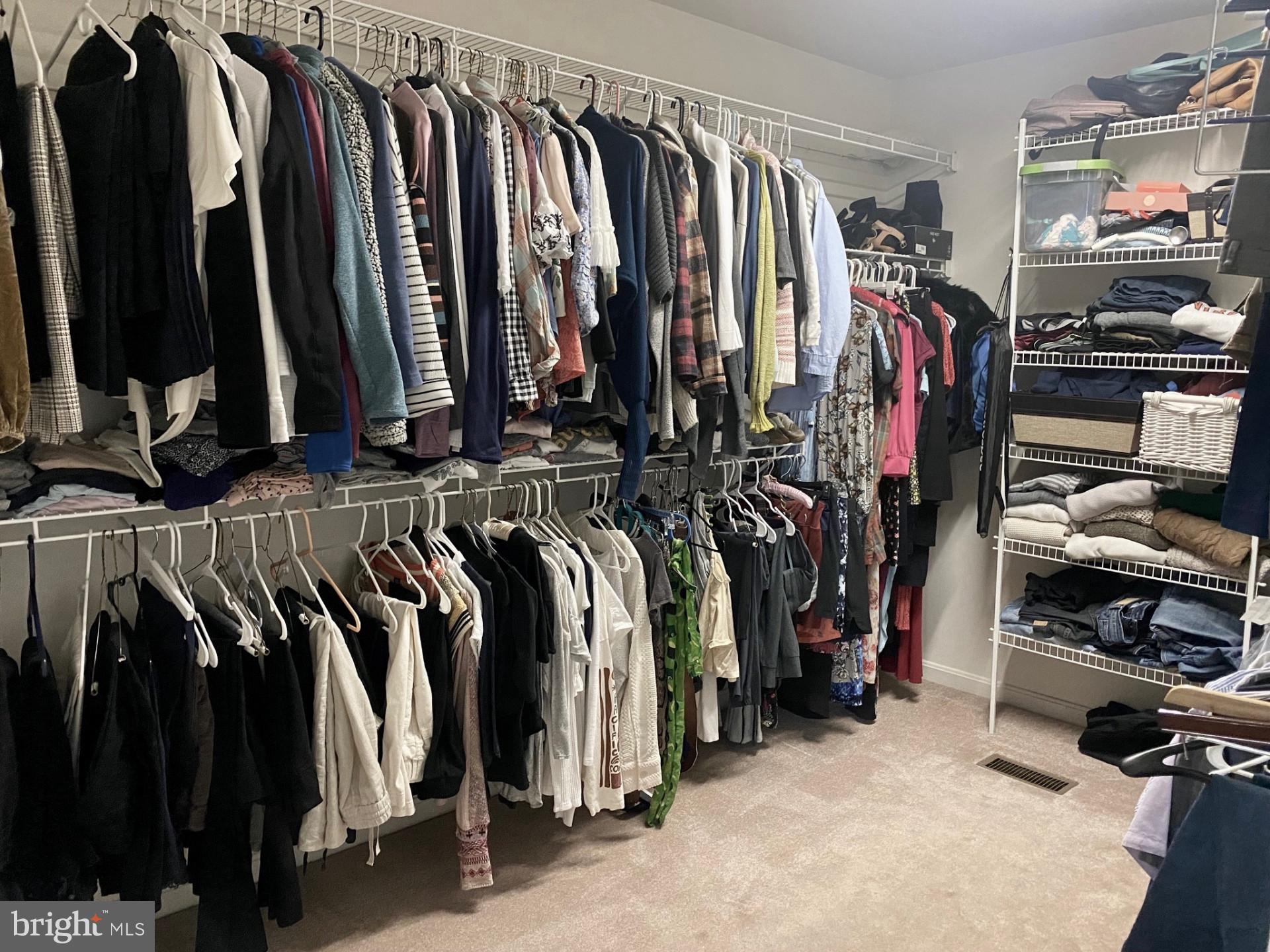 CLOVER HILL - Residential