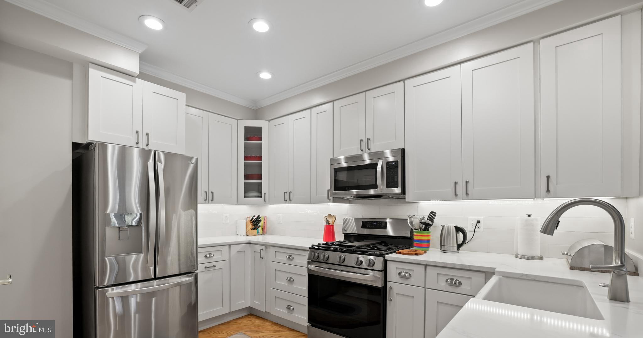 1851 STRATFORD PARK PLACE 204