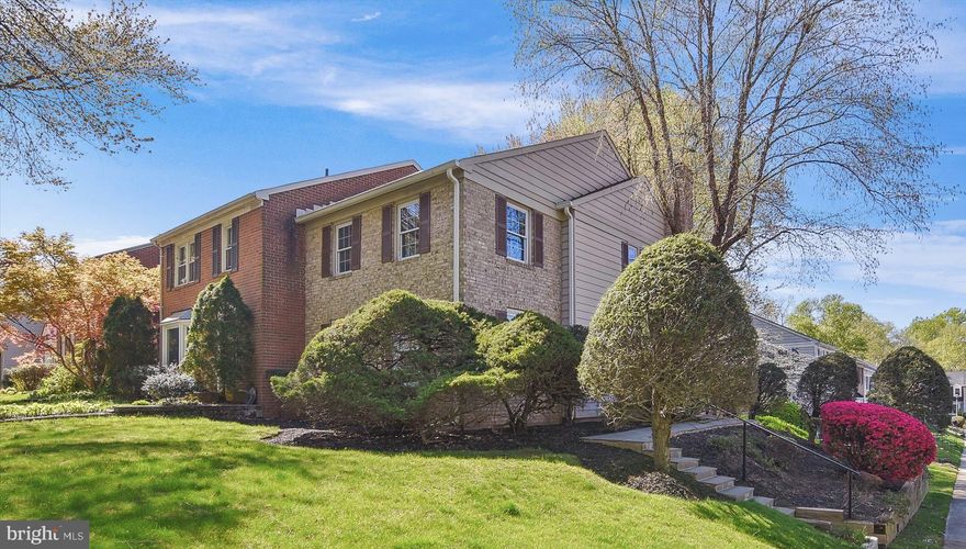 Offer Deadline for Sunday May 4th at 9pm.  This spacious end-unit townhome in desirable Crofton Commons offers 3 bedrooms, 3.5 baths, and plenty of natural light throughout. Enjoy a bright, open layout, a well-appointed kitchen, and a finished lower level with a full bath—ideal for guests, a home office, or extra living space.  Conveniently located near shopping, dining, and commuter routes, this home is the perfect blend of comfort and convenience.