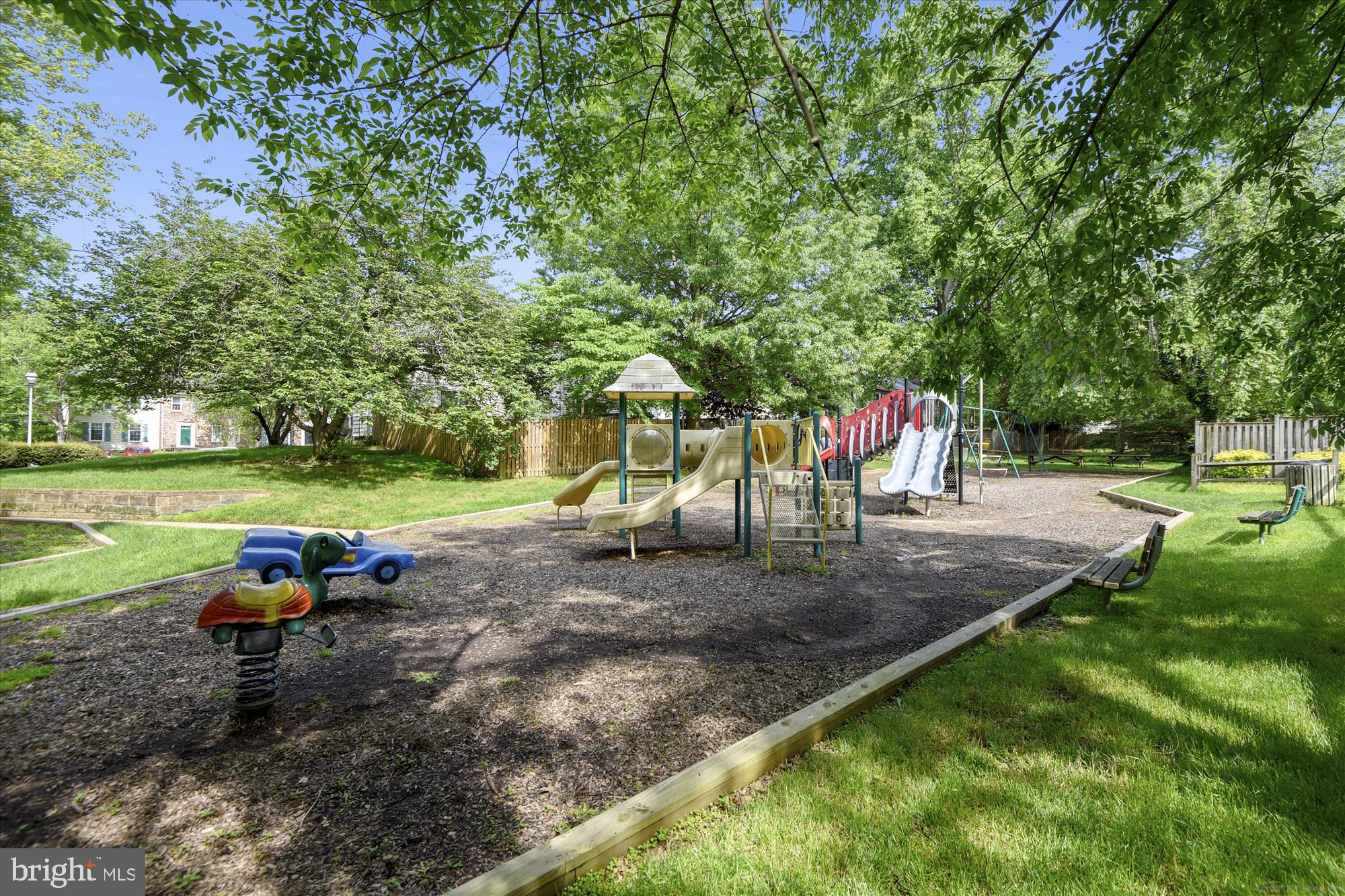 CROFTON COMMONS - Residential